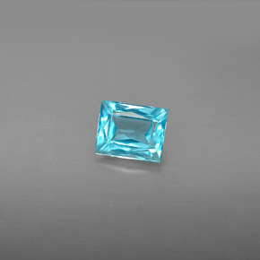 Apatite Bleu clair naturelle Taille émeraude, 0.88 ct, VS