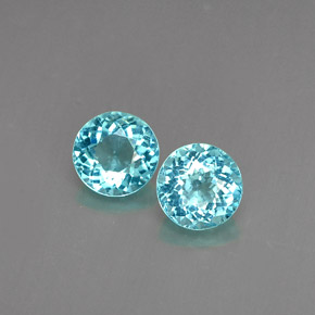 Achetez naturel ct Bleu clair Apatite gems, Coupe roude, En provenance Madagascar chez GemSelect. En stock, livraison internationale!