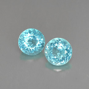 Achetez naturel ct bleu clair apatite gems, coupe roude, en provenance madagascar chez gemselect. en stock, livraison internationale!