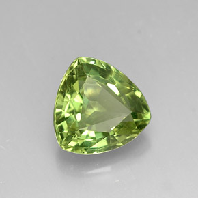 Apatite vert naturelle trillion, 1,30 ct, VVS-VS
