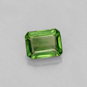 Apatite vert naturelle taille émeraude, 1,58 ct, VS