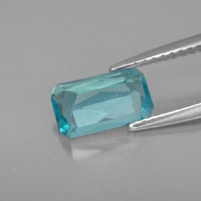Apatite bleue naturelle taille émeraude, 1,50 ct, VS