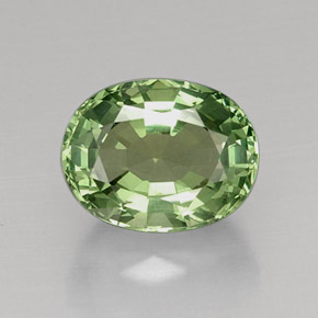 Apatite vert naturelle coupe ovale, 7,67 ct, VVS-VS
