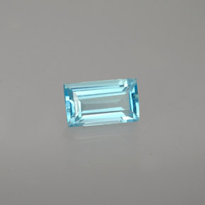 Apatite Bleu clair naturelle Baquette, 0.60 ct, VVS-VS