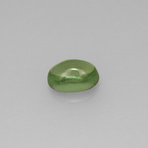 Apatite vert naturelle coupe ovale, 0,63 ct, transparent