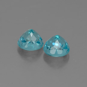 Achetez naturel ct Bleu clair Apatite gems, Coupe roude, En provenance Madagascar chez GemSelect. En stock, livraison internationale!