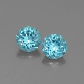 Achetez naturel ct Bleu clair Apatite gems, Coupe roude, En provenance Madagascar chez GemSelect. En stock, livraison internationale!