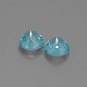 Achetez naturel ct Bleu clair Apatite gems, Coupe roude, En provenance Madagascar chez GemSelect. En stock, livraison internationale!