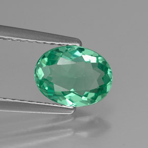 Apatite Vert clair naturelle Coupe ovale, 1.08 ct, VVS-VS