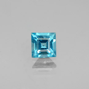 Apatite Bleu clair naturelle Carré, 0.62 ct, VS-SI