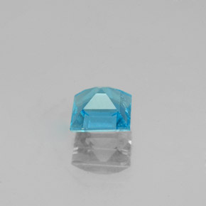 Apatite Bleu clair naturelle Carré, 0.62 ct, VS-SI