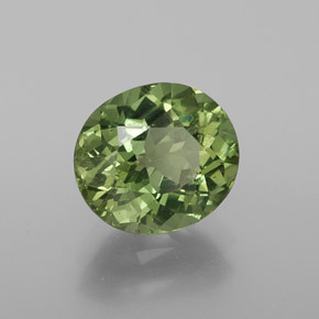 Apatite vert naturelle coupe ovale, 1,80 ct, VS