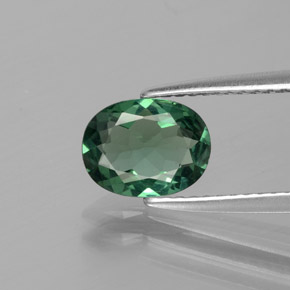 Apatite vert naturelle coupe ovale, 0,99 ct, VVS-VS