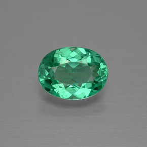 Apatite vert naturelle coupe ovale, 1,35 ct, VS
