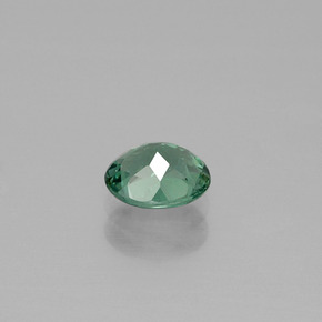 Apatite vert naturelle coupe ovale, 0,74 ct, VVS-VS