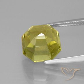 Apatite Jaune verdâtre naturelle Octogone / coupe Émeraude, 7.51 ct, VS