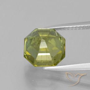 Apatite Vert chaud et terreux naturelle Octogone / coupe Émeraude, 4.46 ct, VS-SI