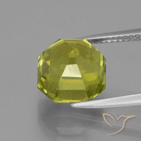 Apatite Vert chaud et terreux naturelle Octogone / coupe Émeraude, 6.28 ct, VS