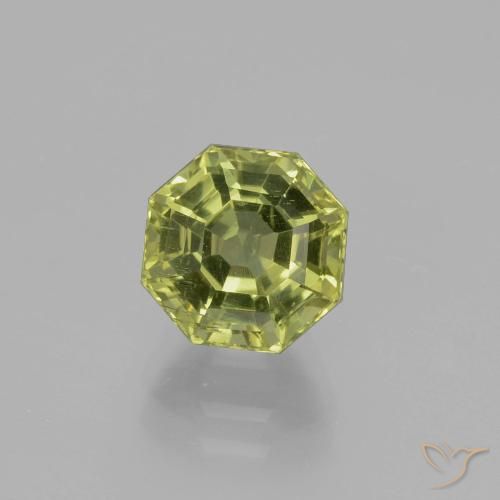 Apatite Vert jaunâtre naturelle Taille émeraude, 2.76 ct, VS