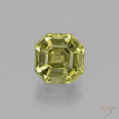 2.61ct Naturel Vert forêt chaud Apatite, Taille émeraude, VS