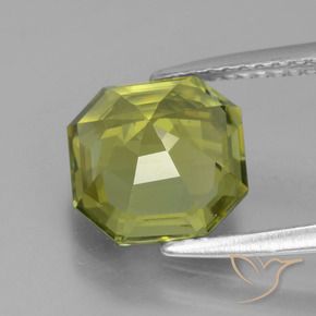 Apatite Vert jaunâtre naturelle Octogone / coupe Émeraude, 3.41 ct, VS