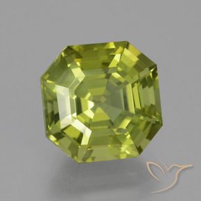Apatite Vert terreux léger naturelle Octogone / coupe Émeraude, 6.64 ct, VS