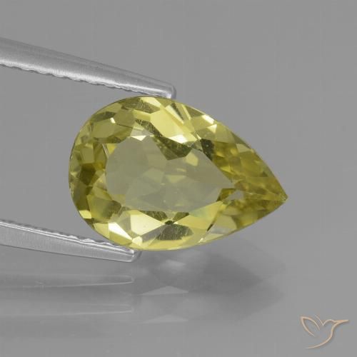 Apatite Vert forêt chaud naturelle En forme de poire, 2.19 ct, VVS