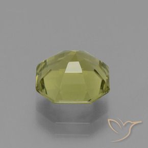 Apatite Vert jaunâtre naturelle Octogone / coupe Émeraude, 3.21 ct, VVS-VS