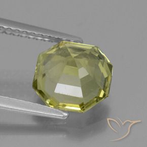 Apatite Vert jaunâtre naturelle Octogone / coupe Émeraude, 2.47 ct, VS