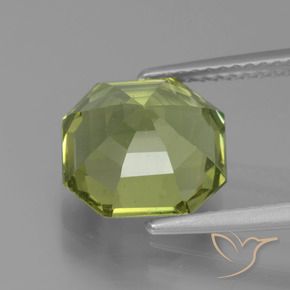 Apatite Medium Light Green naturelle Octogone / coupe Émeraude, 4.78 ct, VS