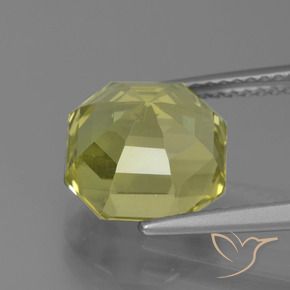 Apatite Jaune clair naturelle Octogone / coupe Émeraude, 4.94 ct, VS