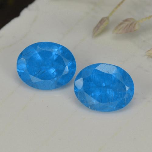 Achetez naturel 0,75ct bleue apatite gems, coupe ovale, en provenance madagascar chez gemselect. en stock, livraison internationale!