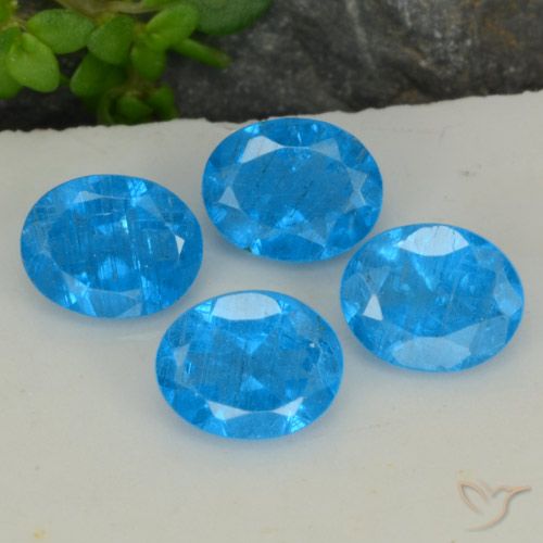 1.52ctw Naturel Bleu intense Apatite, ovale, VS-SI