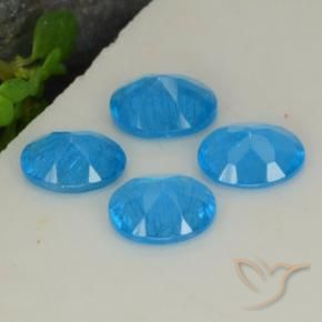 Shop natural 1.28ct Bleu intense Apatite gems, ovale, from Madagascar at GemSelect. In stock, global shipping!