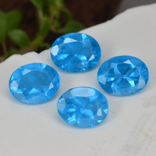 Achetez naturel 1,33ct bleue apatite gems, coupe ovale, en provenance madagascar chez gemselect. en stock, livraison internationale!