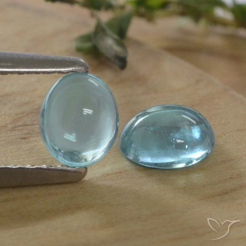 0.80ctw Naturel Bleu Apatite, ovale, Transparent