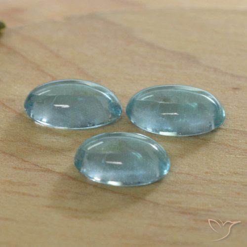 1.25ctw Naturel Bleu verdâtre vif Apatite, ovale, Transparent