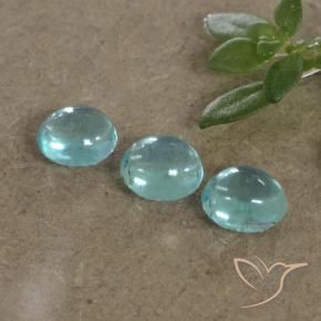 Shop natural 1.10ct Ton bleu électrique Apatite gems, ovale, from Madagascar at GemSelect. In stock, global shipping!