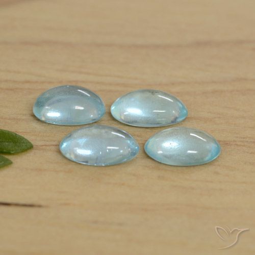 1.27ctw Naturel Bleu clair Apatite, ovale, Transparent