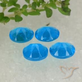 Shop natural 1.57ct Azur profond Apatite gems, ovale, from Madagascar at GemSelect. In stock, global shipping!