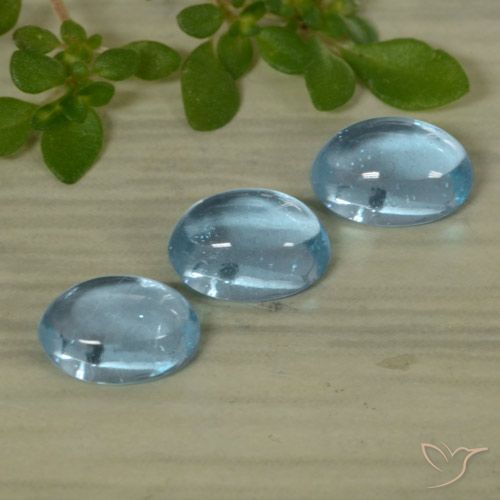 1.54ctw Naturel Bleu clair Apatite, ovale, Transparent