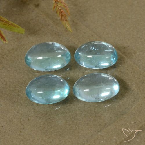 1.93ctw Naturel Bleu clair Apatite, ovale, Transparent