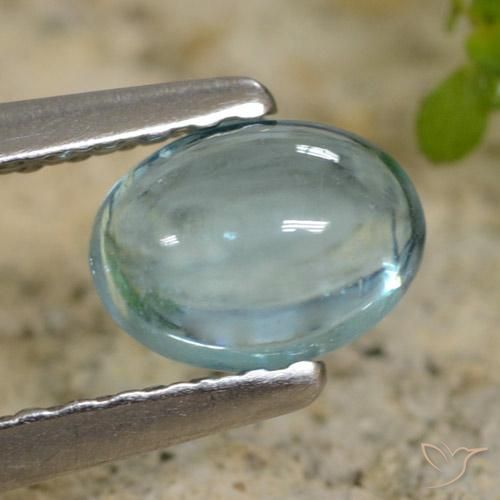 Apatite Sarcelle léger naturelle ovale, 0.62 ct, Transparent