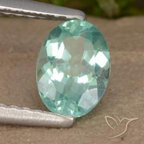 Apatite Vert bleuté moyen naturelle ovale, 0.92 ct, VS