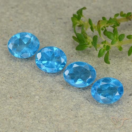 1.32ctw Naturel Azur profond Apatite, ovale, VS