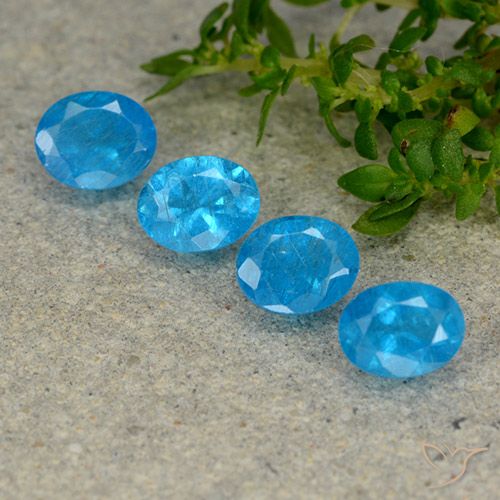 1.50ctw Naturel Bleu Apatite, ovale, VS