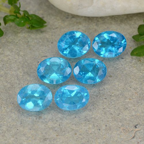 1.84ctw Naturel Bleu Apatite, ovale, VS
