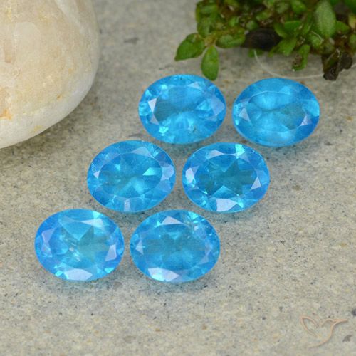 2.42ctw Naturel Bleu Apatite, ovale, VS