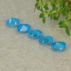 Shop natural 1.70ct Bleu aquatique profond Apatite gems, ovale, from Madagascar at GemSelect. In stock, global shipping!