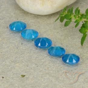 Shop natural 1.65ct Bleu azur Apatite gems, ovale, from Madagascar at GemSelect. In stock, global shipping!